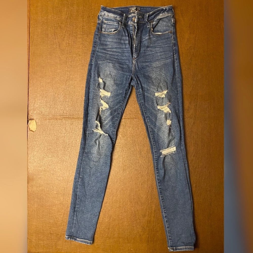 Abercrombie Ripped Skinny Jeans